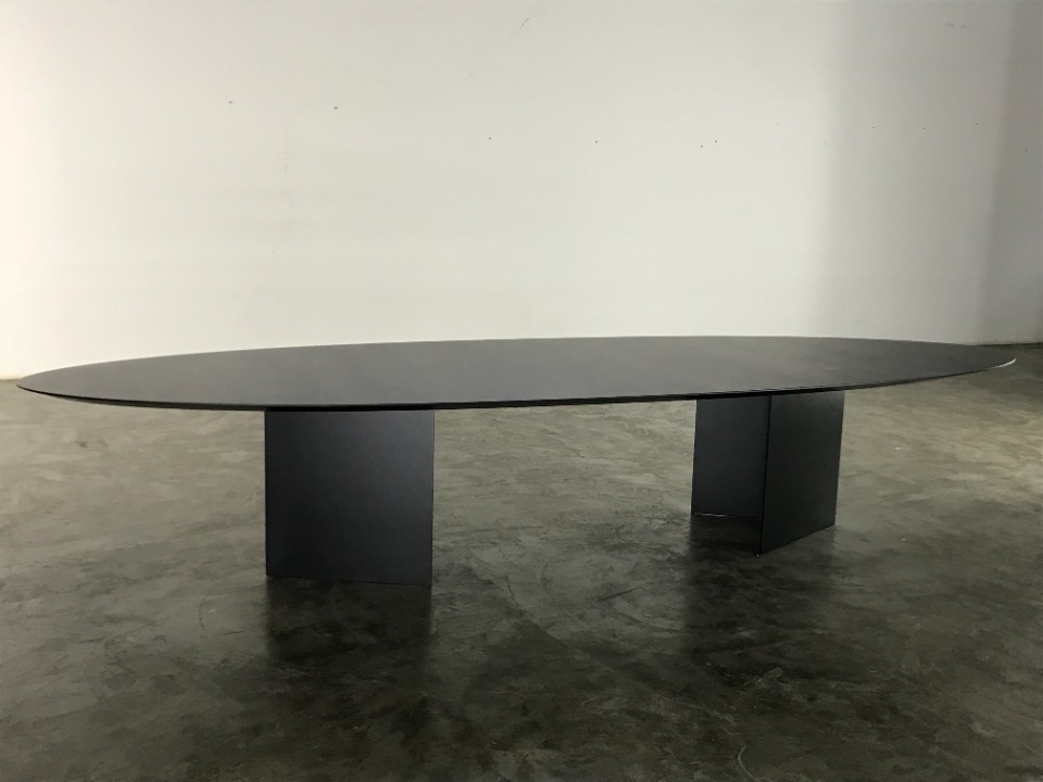 Mesa De Jantar Slight Oval