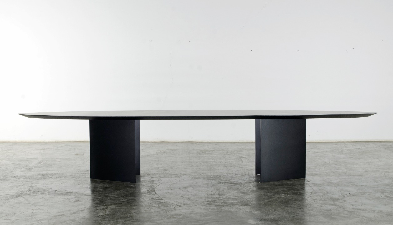 Mesa De Jantar Slight Oval